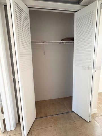 201 KINGS BOULEVARD 19, Sun City Center, FL 33573