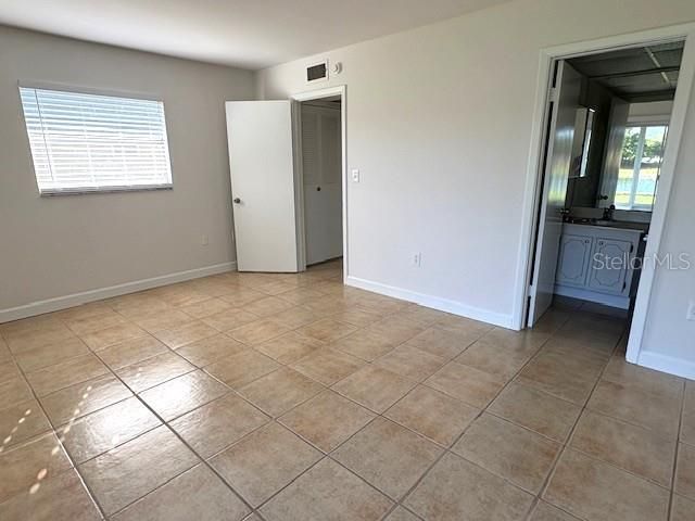 201 KINGS BOULEVARD 19, Sun City Center, FL 33573