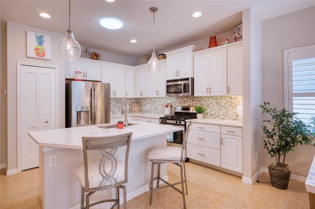 4882 MAYMONT PARK CIRCLE, Bradenton, FL 34203