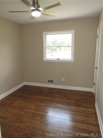1809 N Larkspur Drive, Jeffersonville, IN 47130