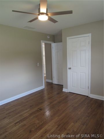 1809 N Larkspur Drive, Jeffersonville, IN 47130