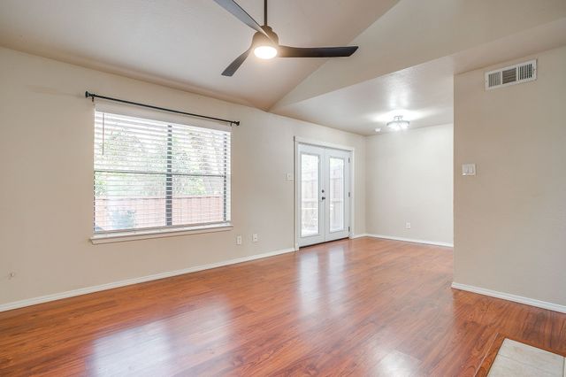 5714 Cedar Creek Drive, Benbrook, TX 76109