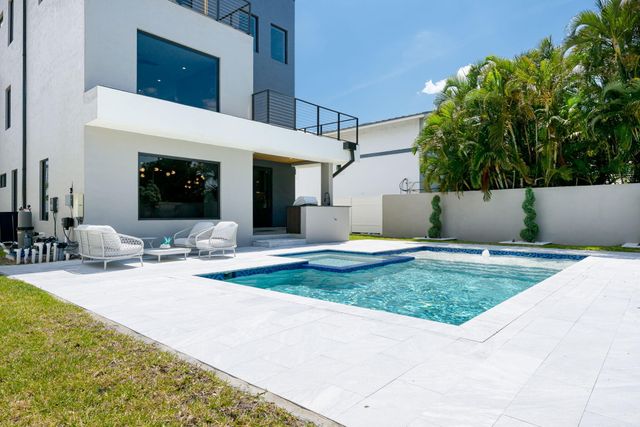 3225 Canal Drive, Pompano Beach, FL 33062