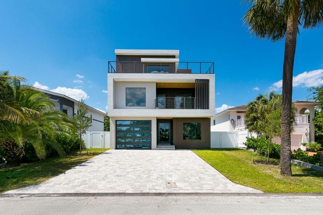 3225 Canal Drive, Pompano Beach, FL 33062