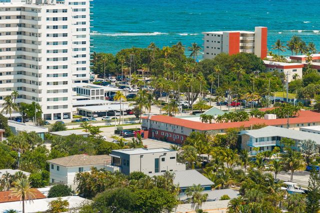 3225 Canal Drive, Pompano Beach, FL 33062