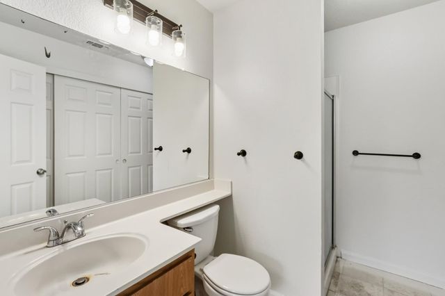 6690 Hometown Way, Sacramento, CA 95828