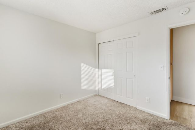 6690 Hometown Way, Sacramento, CA 95828