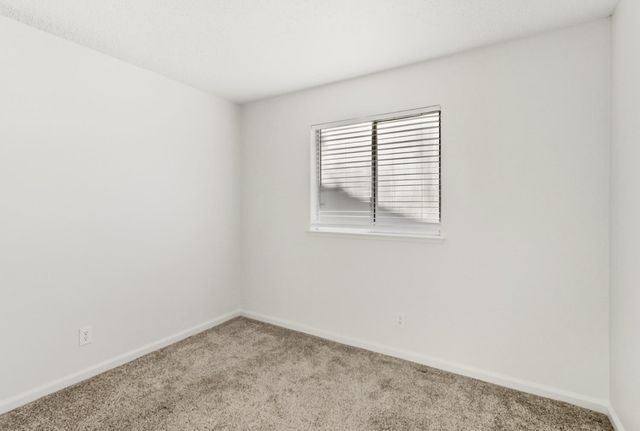 6690 Hometown Way, Sacramento, CA 95828