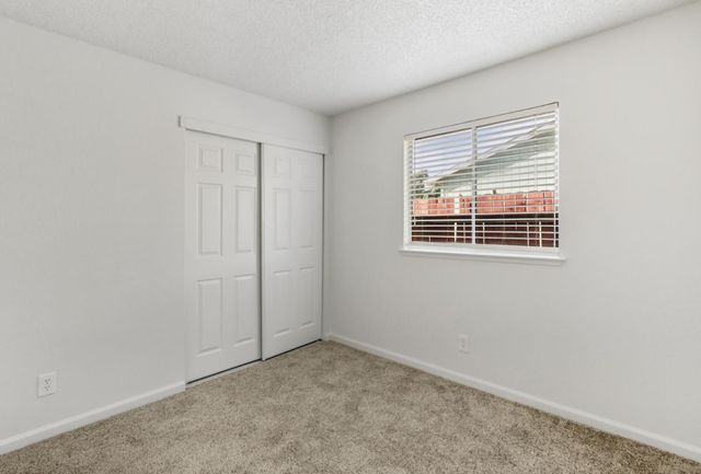 6690 Hometown Way, Sacramento, CA 95828