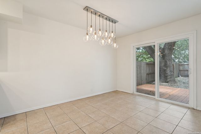 6015 Loch Maree, San Antonio, TX 78240