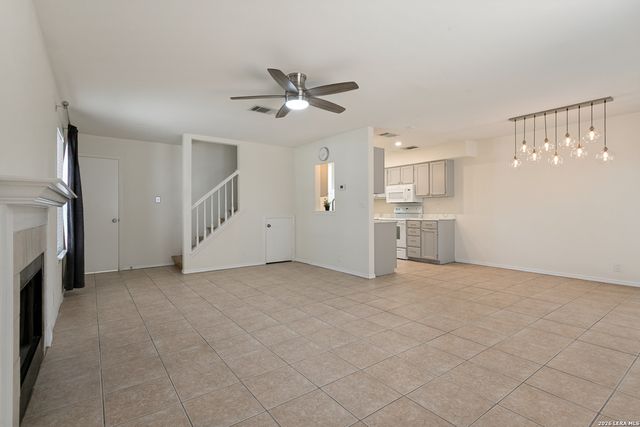 6015 Loch Maree, San Antonio, TX 78240