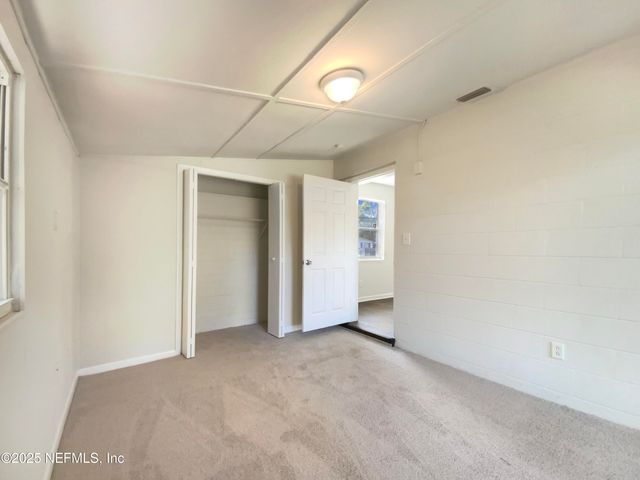 3445 TARPON Drive, Jacksonville, FL 32277
