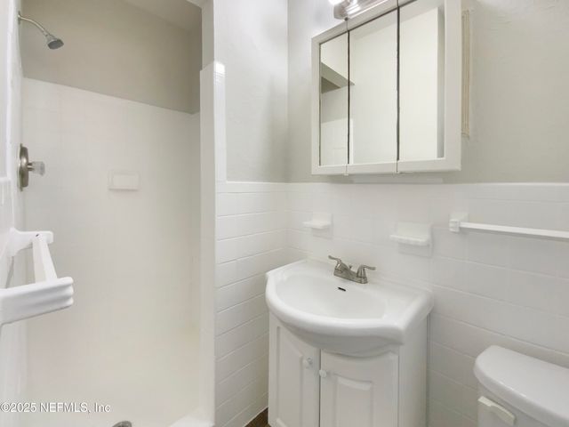 3445 TARPON Drive, Jacksonville, FL 32277