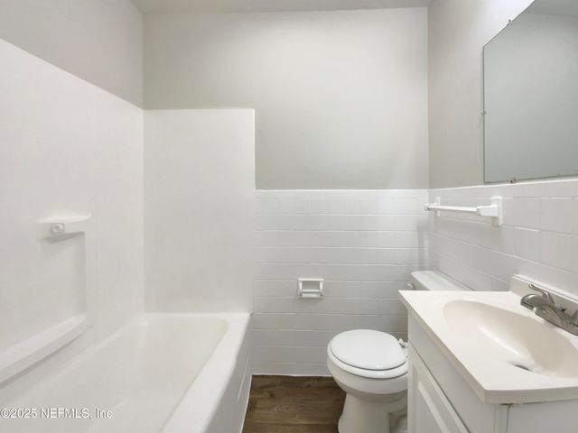 3445 TARPON Drive, Jacksonville, FL 32277