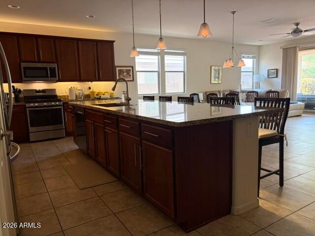 10113 W ANGELS Lane, Peoria, AZ 85383