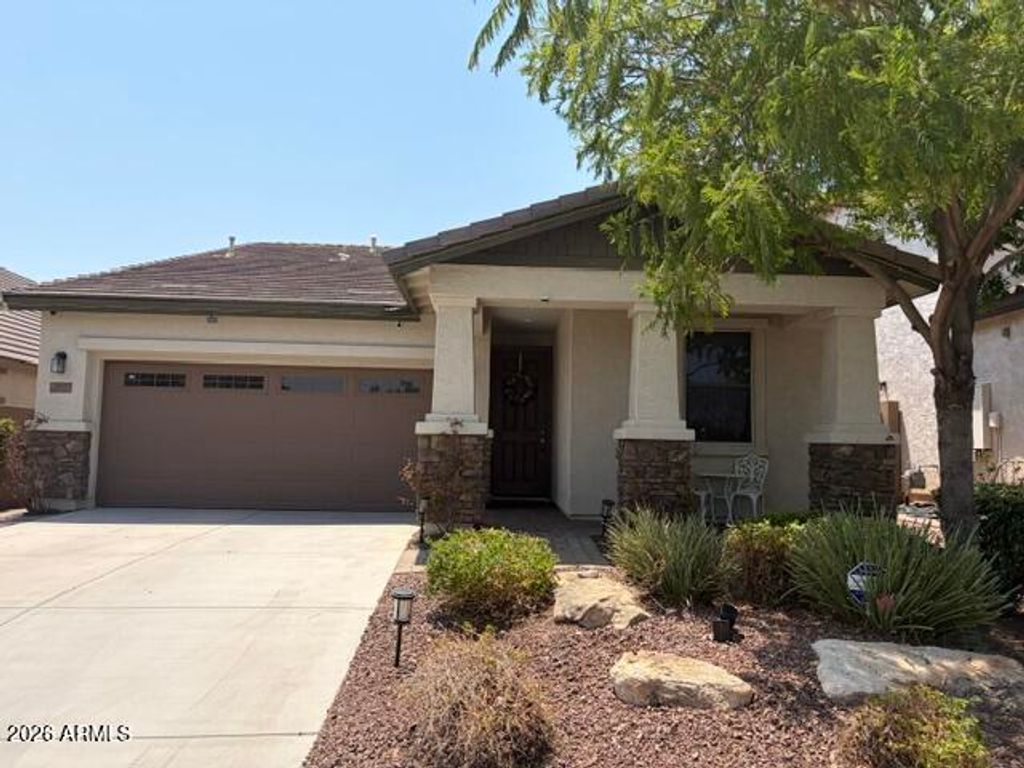 10113 W ANGELS Lane, Peoria, AZ 85383