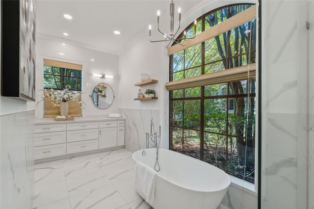1240 Archley Drive, Hilshire Village, TX 77055