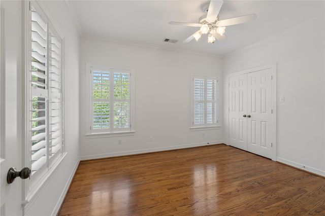 1240 Archley Drive, Hilshire Village, TX 77055