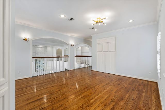 1240 Archley Drive, Hilshire Village, TX 77055