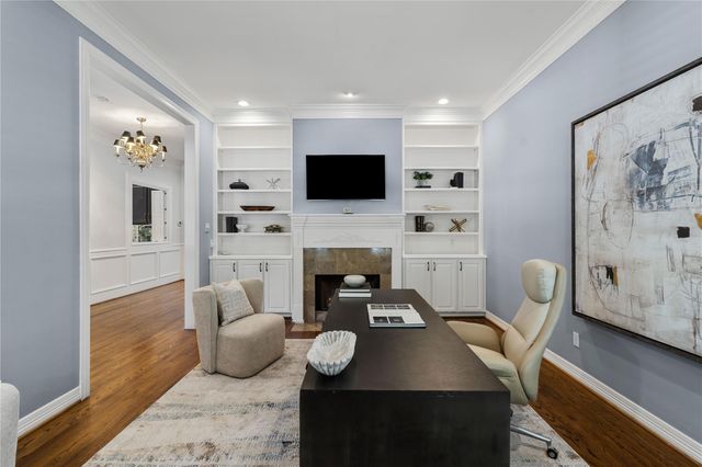 1240 Archley Drive, Hilshire Village, TX 77055