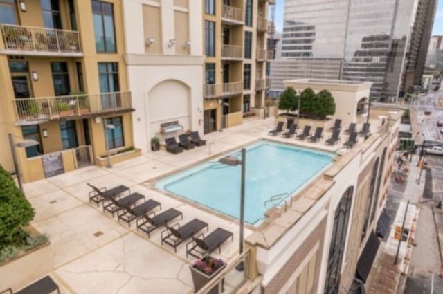 1510 Demonbreun St Apt 807, Nashville, TN 37203