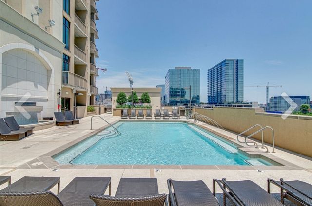 1510 Demonbreun St Apt 807, Nashville, TN 37203