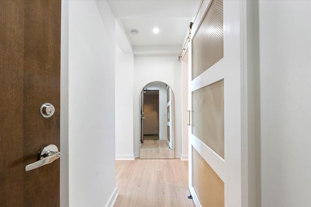 1510 Demonbreun St Apt 807, Nashville, TN 37203