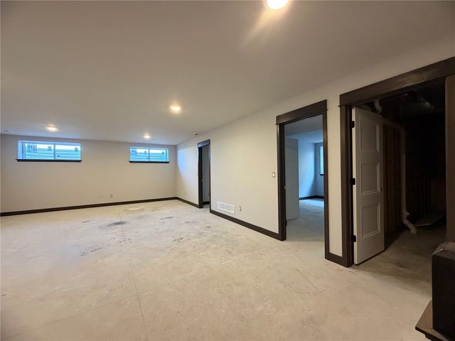1212 Berkshire Lane, North Liberty, IA 52317