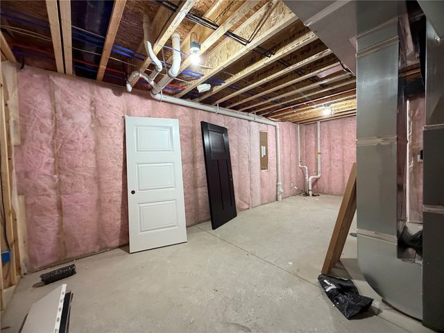 1212 Berkshire Lane, North Liberty, IA 52317