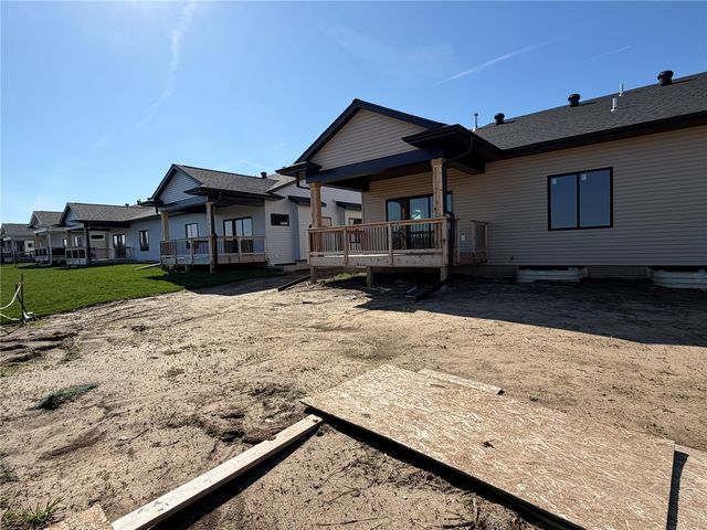 1212 Berkshire Lane, North Liberty, IA 52317