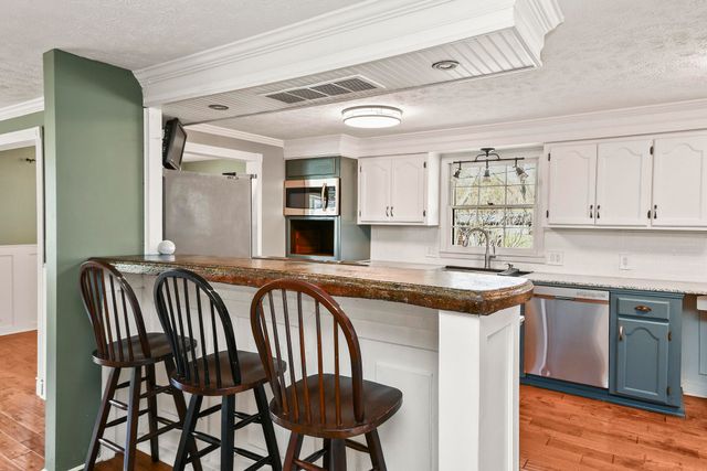 850 S Mumford Drive, Springfield, MO 65809