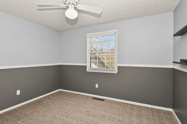 850 S Mumford Drive, Springfield, MO 65809