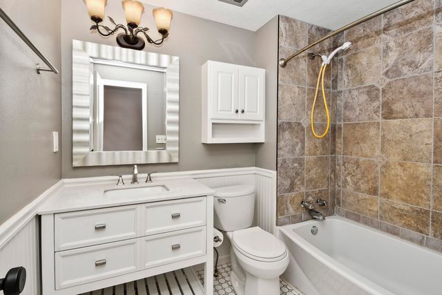 850 S Mumford Drive, Springfield, MO 65809