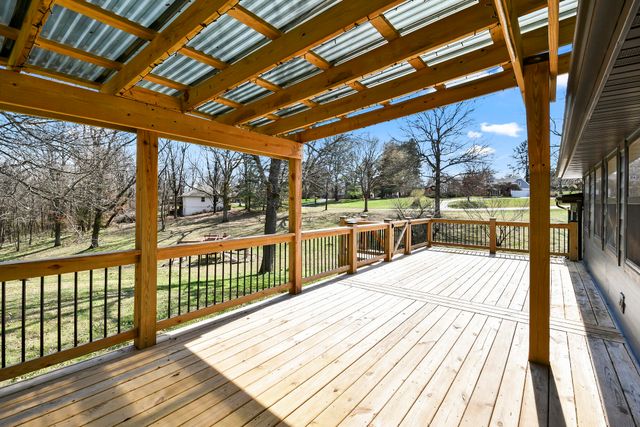 850 S Mumford Drive, Springfield, MO 65809