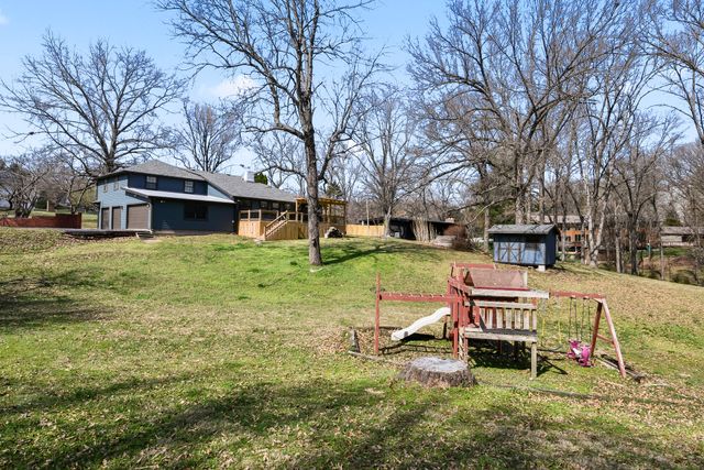 850 S Mumford Drive, Springfield, MO 65809