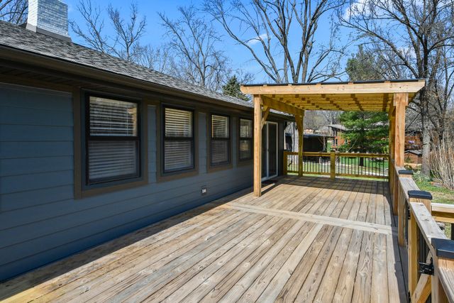 850 S Mumford Drive, Springfield, MO 65809