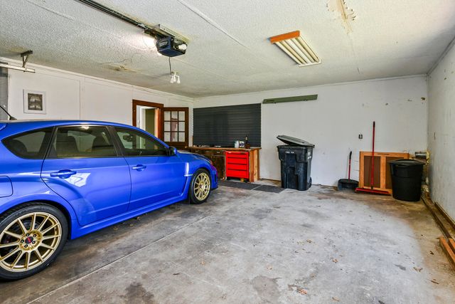 850 S Mumford Drive, Springfield, MO 65809