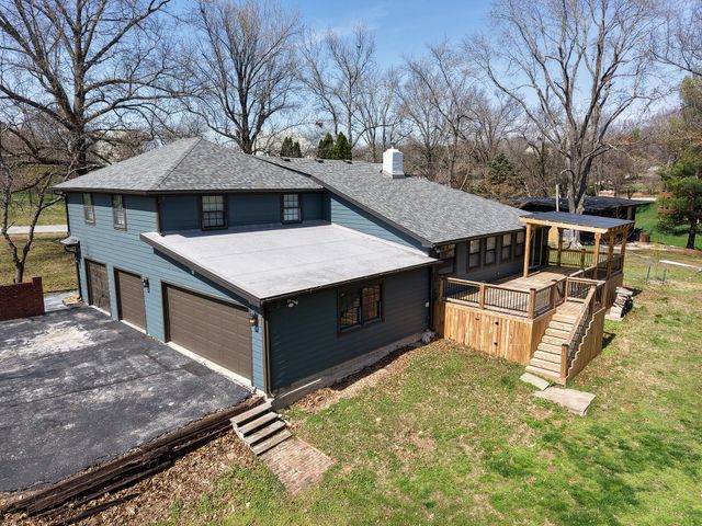 850 S Mumford Drive, Springfield, MO 65809