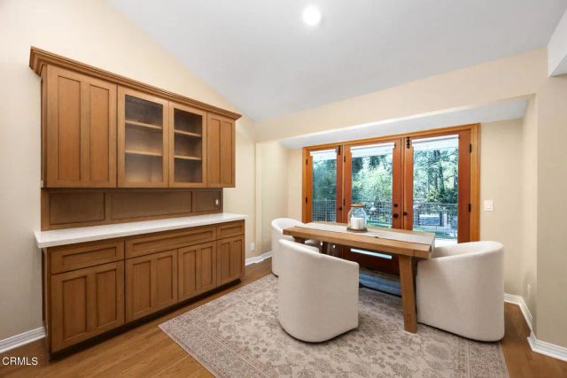 5220 Palm Drive, La Canada Flintridge, CA 91011