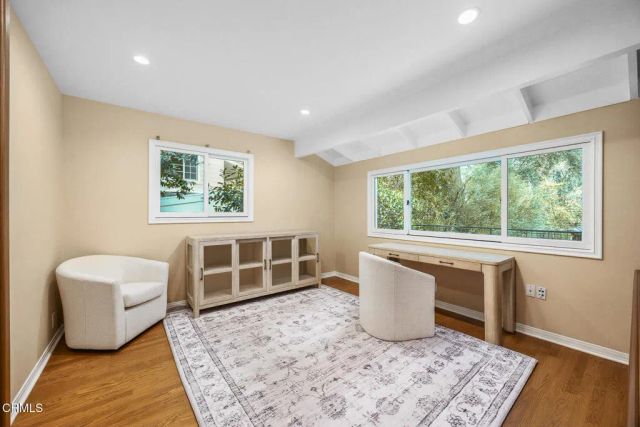 5220 Palm Drive, La Canada Flintridge, CA 91011