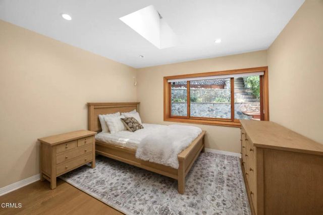 5220 Palm Drive, La Canada Flintridge, CA 91011