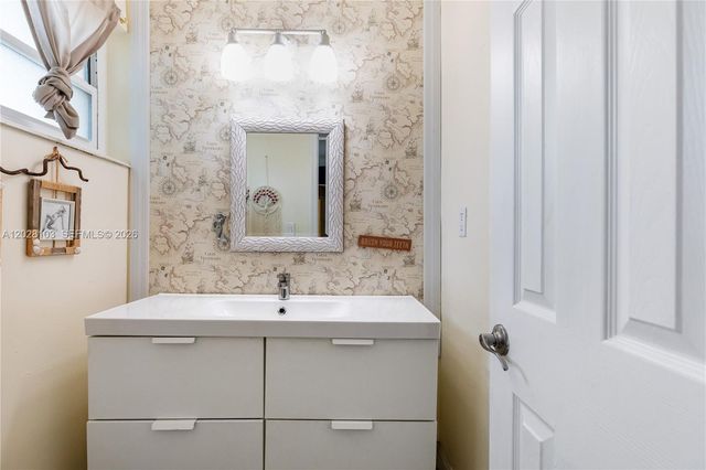 9055 SW 149th Place, Miami, FL 33196