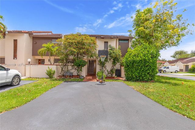 9055 SW 149th Place, Miami, FL 33196