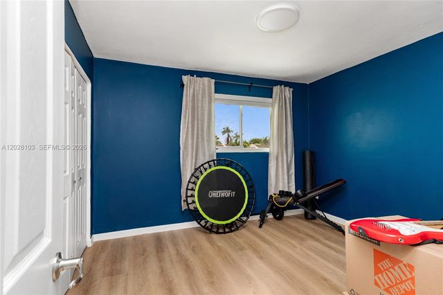 9055 SW 149th Place, Miami, FL 33196