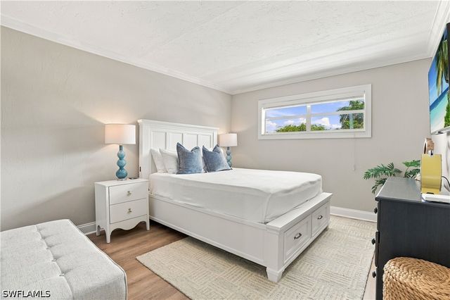 1100 8th AVE S 210B, Naples, FL 34102