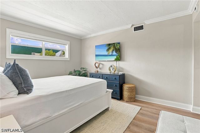 1100 8th AVE S 210B, Naples, FL 34102