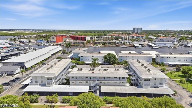 1100 8th AVE S 210B, Naples, FL 34102