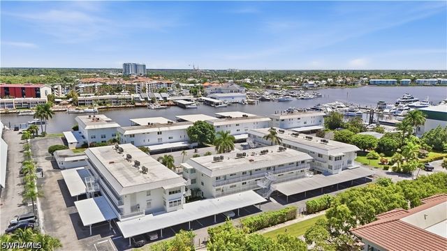 1100 8th AVE S 210B, Naples, FL 34102