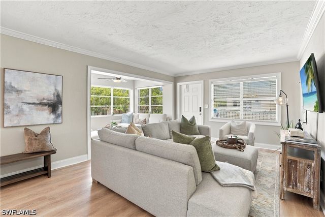 1100 8th AVE S 210B, Naples, FL 34102