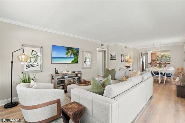 1100 8th AVE S 210B, Naples, FL 34102